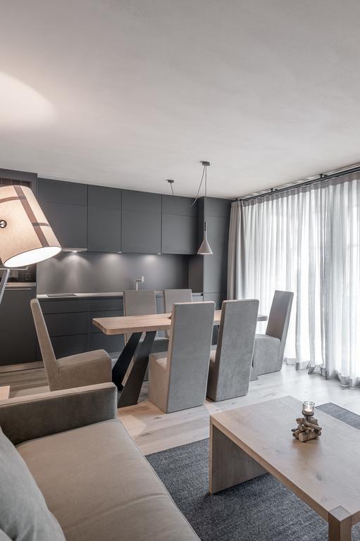 Gardena Chalets Ortisei Rom bilde